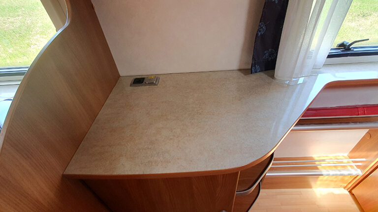 Camper_Usato_Modena_Meglioli_Hymer_Eriba_Van_Semi_Integrale_Semintegrale_Occasione_Ford_Transit (16)