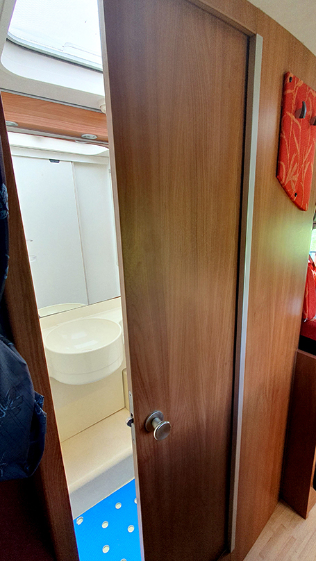 Camper_Usato_Modena_Meglioli_Hymer_Eriba_Van_Semi_Integrale_Semintegrale_Occasione_Ford_Transit (21)