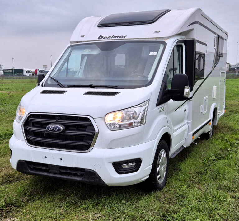 Camper-Nuovo-Meglioli-modena-Benimar-Yrteo-861-Semintegrale-Semi integrale-Ford-Transit (11)