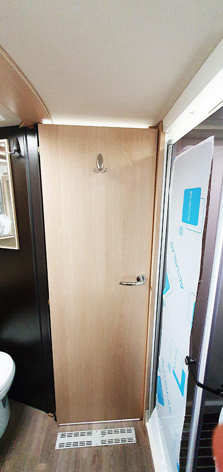 Camper_Meglioli_Autostar_Prestige_I730LC_Nuovo_Motorhome_Modena_Pronta_Consegna_Occasione_ (20)
