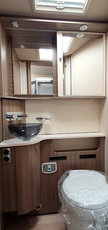 Camper_Nuovo_Autostar_Meglioli_Modena_Motorhome_Passion_I730LCA_integrale_Ducato_Fiat (26)