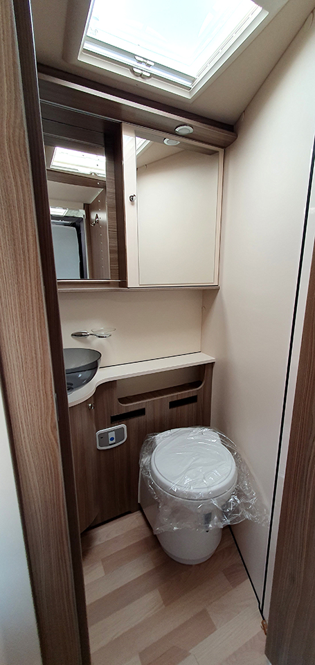 Camper_Nuovo_Autostar_Meglioli_Modena_Motorhome_Passion_I730LCA_integrale_Ducato_Fiat (27)
