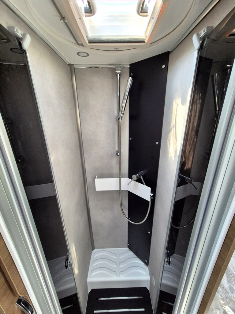 Benimar Mileo M263 - G-D-T (37)