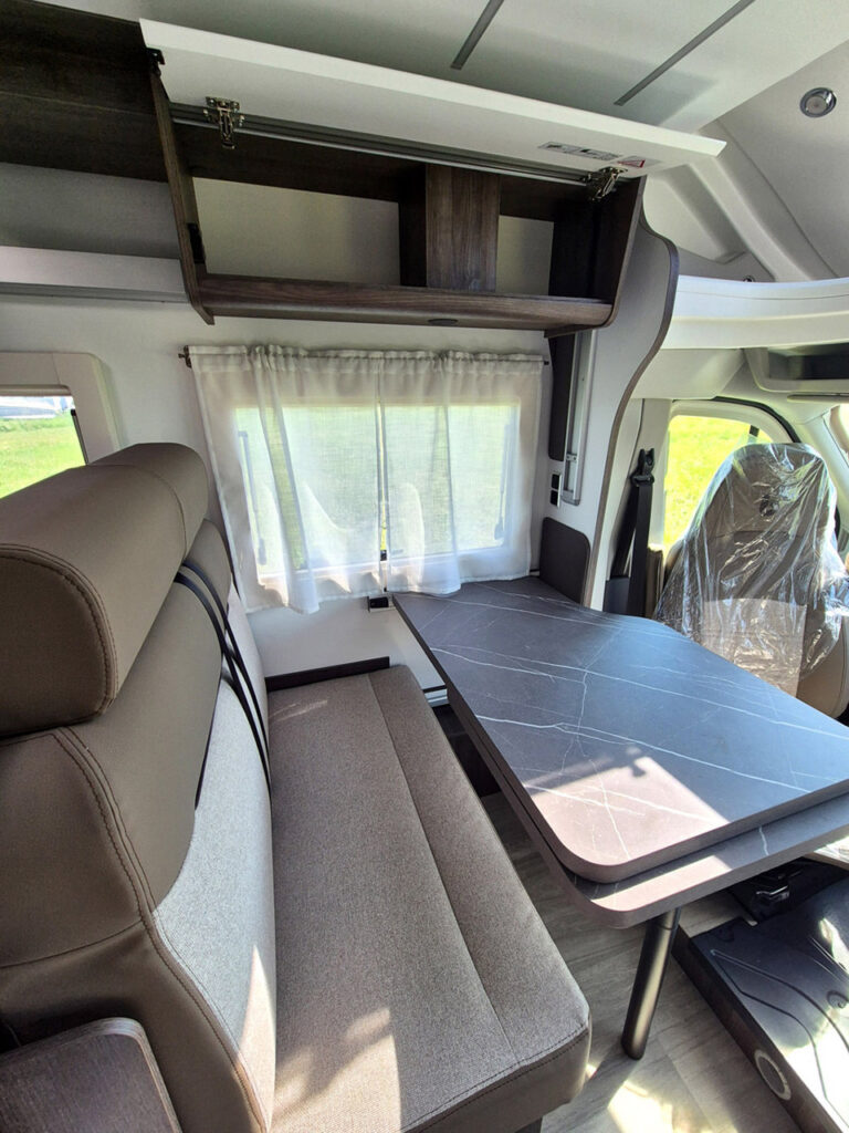 Camper-Nuovo-Meglioli-Modena-Semintegrale-Benimar-Tessoro-T463-Ford-Transit (19)