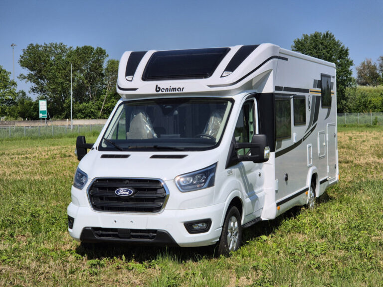 Camper-Nuovo-Meglioli-Modena-Semintegrale-Benimar-Tessoro-T463-Ford-Transit (2)