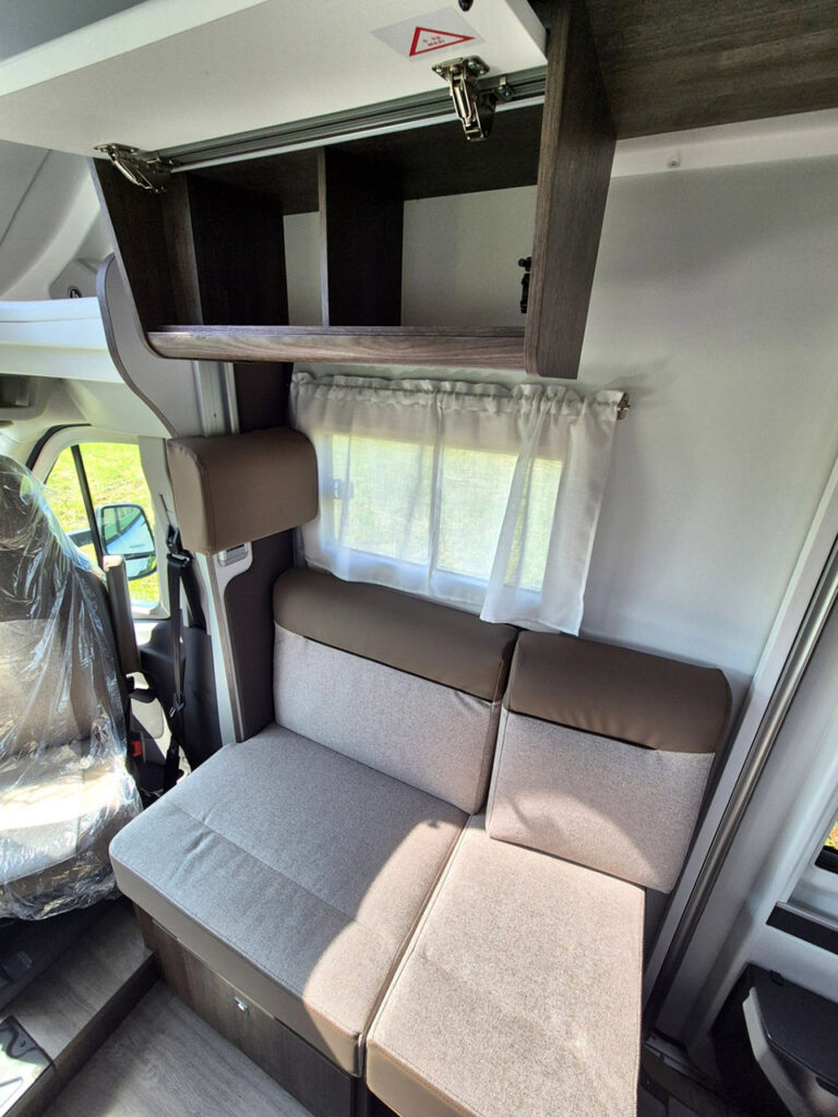Camper-Nuovo-Meglioli-Modena-Semintegrale-Benimar-Tessoro-T463-Ford-Transit (20)