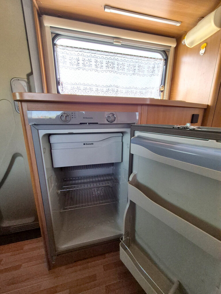 Camper-Usato-Meglioli-Modena-Semintegrale-Adria-Lido S13-Fiat-Ducato-Occasione (7)