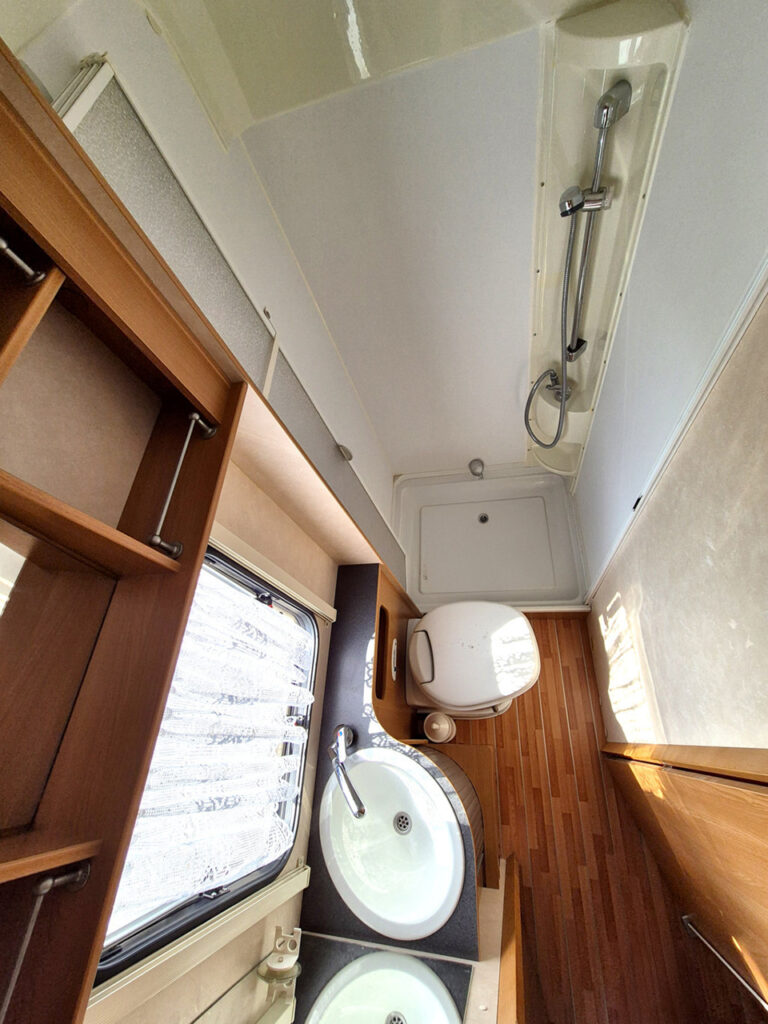 Camper-Usato-Meglioli-Modena-Semintegrale-Adria-Lido S13-Fiat-Ducato-Occasione (9)