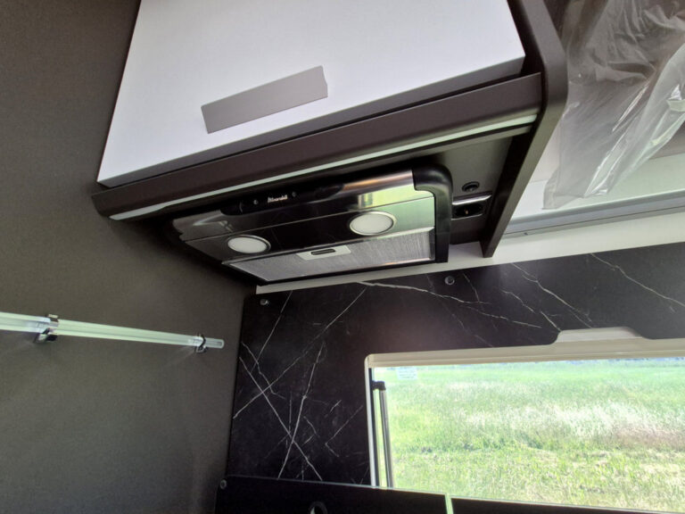 Camper-Nuovo-Meglioli-Modena-Benimar-Mileo-M268-Fiat-Ducato (23)