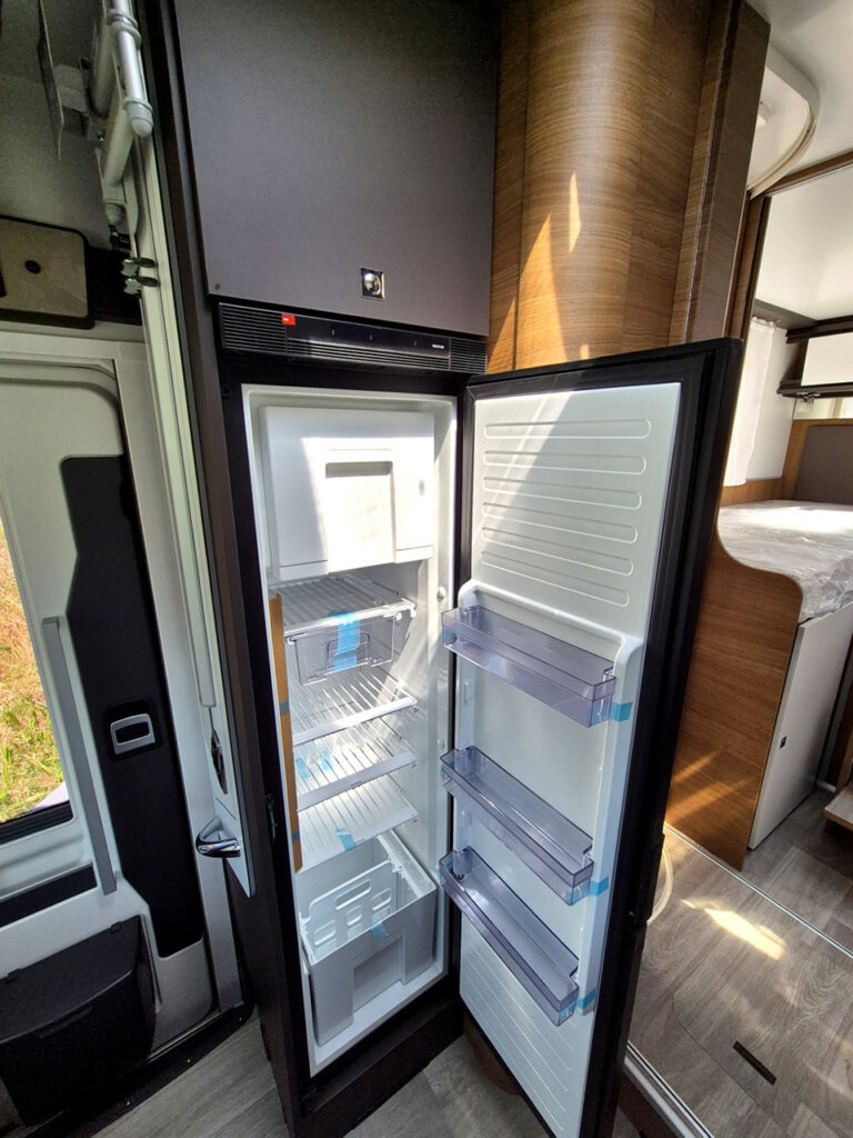Camper-Nuovo-Meglioli-Modena-Benimar-Mileo-M268-Fiat-Ducato (25)