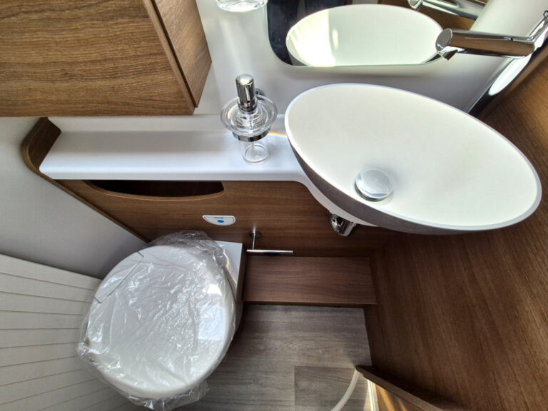 Camper-Nuovo-Meglioli-Modena-Benimar-Mileo-M268-Fiat-Ducato (31)