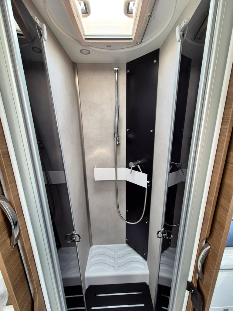 Camper-Nuovo-Meglioli-Modena-Benimar-Mileo-M268-Fiat-Ducato (33)
