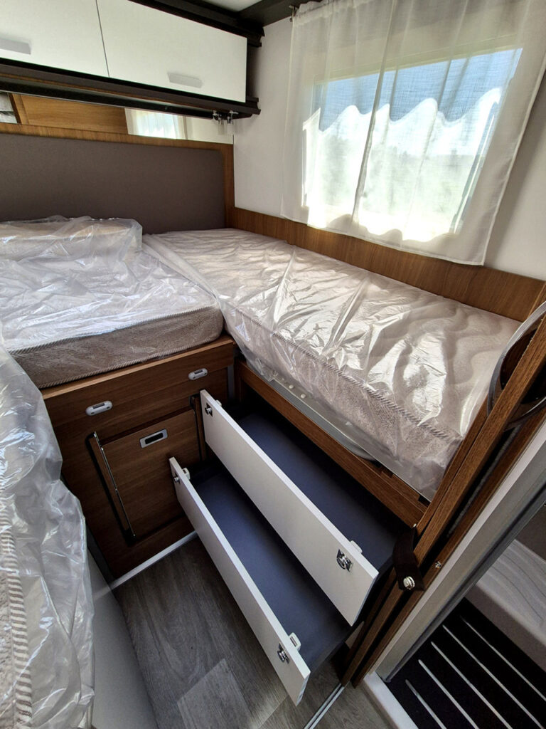 Camper-Nuovo-Meglioli-Modena-Benimar-Mileo-M268-Fiat-Ducato (38)