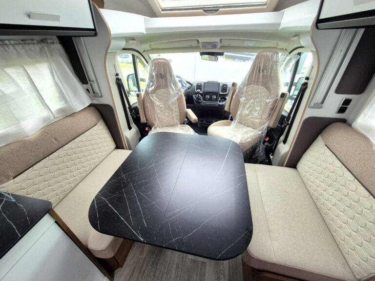 Camper-Nuovo-Meglioli-Modena-Benimar-Mileo-M628-Semintegrale-Fiat-Ducato (13)