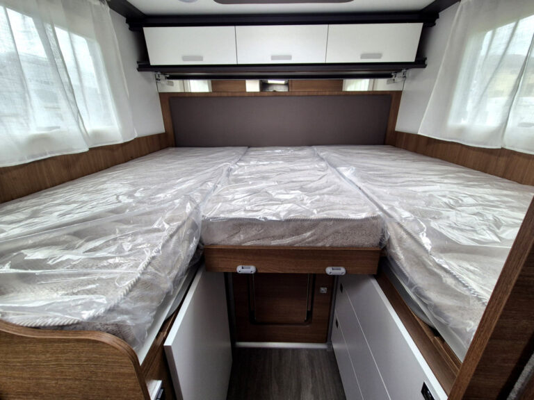 Camper-Nuovo-Meglioli-Modena-Benimar-Mileo-M628-Semintegrale-Fiat-Ducato (29)