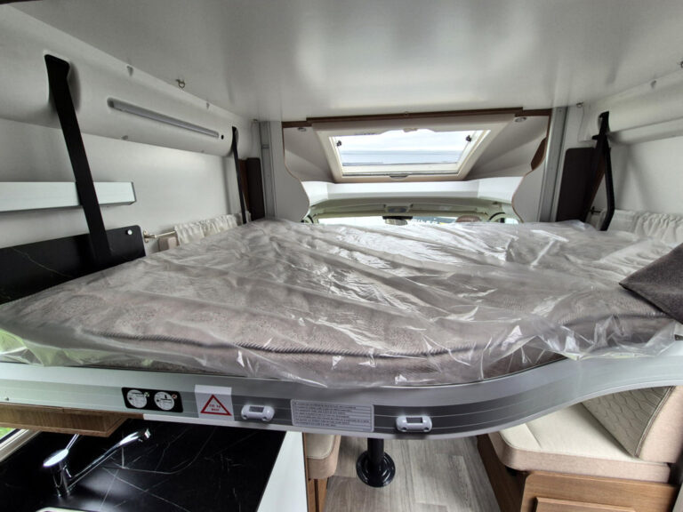 Camper-Nuovo-Meglioli-Modena-Benimar-Mileo-M628-Semintegrale-Fiat-Ducato (35)
