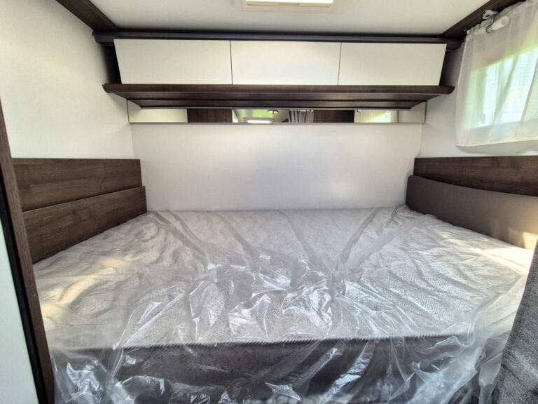 Camper-Nuovo-Meglioli-Modena-Benimar-Tessoro-T444-Semintegrale-Ford-Transit (38)