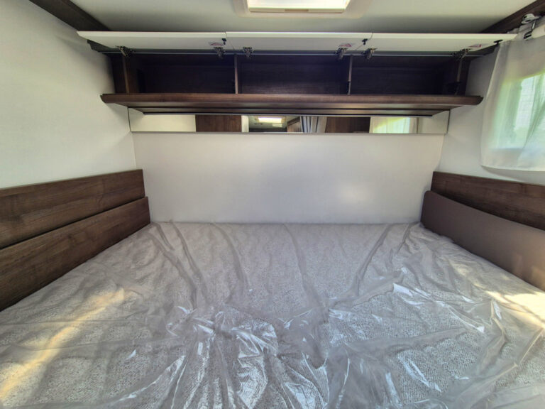 Camper-Nuovo-Meglioli-Modena-Benimar-Tessoro-T444-Semintegrale-Ford-Transit (41)