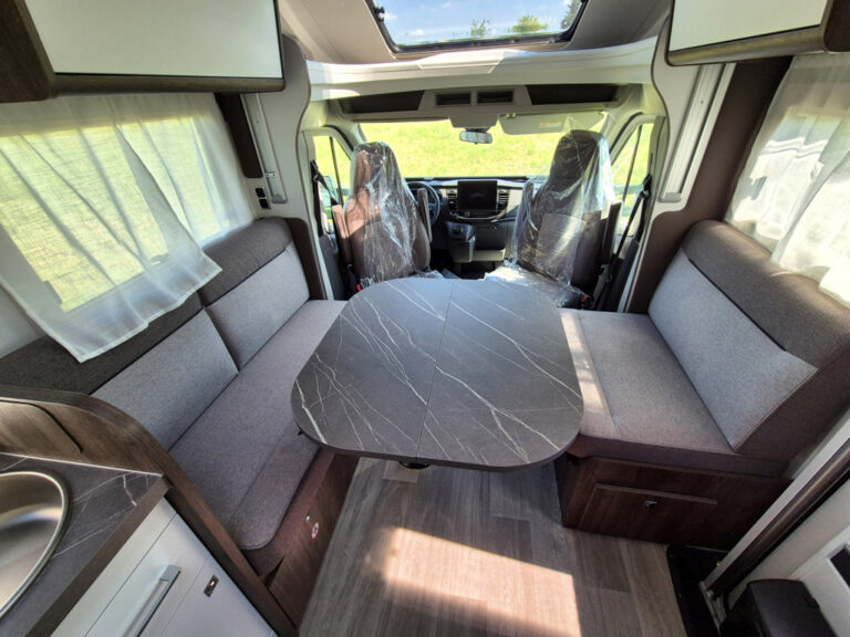 Camper-Nuovo-Meglioli-Modena-Semintegrale-Benimar-Tessoro-T468-Ford (19)
