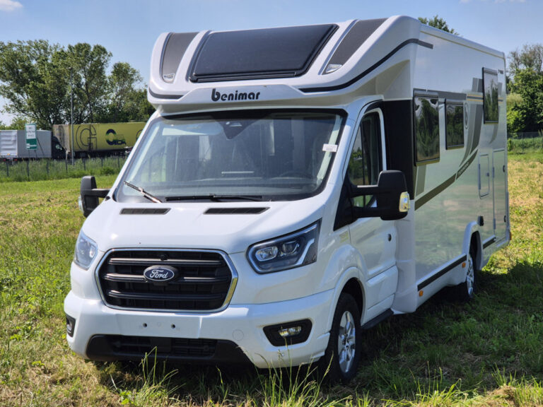 Camper-Nuovo-Meglioli-Modena-Semintegrale-Benimar-Tessoro-T468-Ford (2)