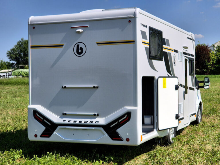 Camper-Nuovo-Meglioli-Modena-Semintegrale-Benimar-Tessoro-T468-Ford (5)