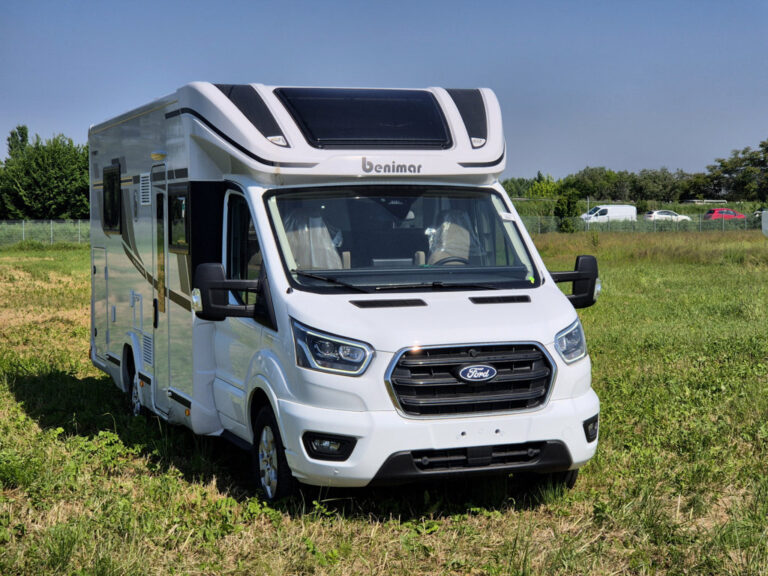 Camper-Nuovo-meglioli Modena-Benimar-Tessoro-T497-Semintegrale-Ford (1)