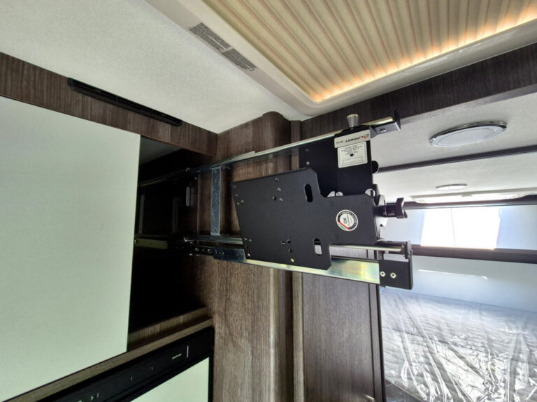 Camper-Nuovo-meglioli Modena-Benimar-Tessoro-T497-Semintegrale-Ford (29)