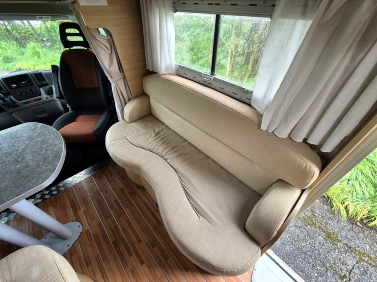 Camper-Usato-Meglioli-Modena-Mansardato-Roller Team-Pegaso Living-Fiat-Ducato (16)