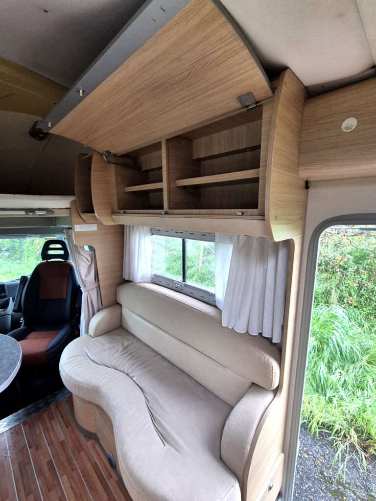 Camper-Usato-Meglioli-Modena-Mansardato-Roller Team-Pegaso Living-Fiat-Ducato (19)