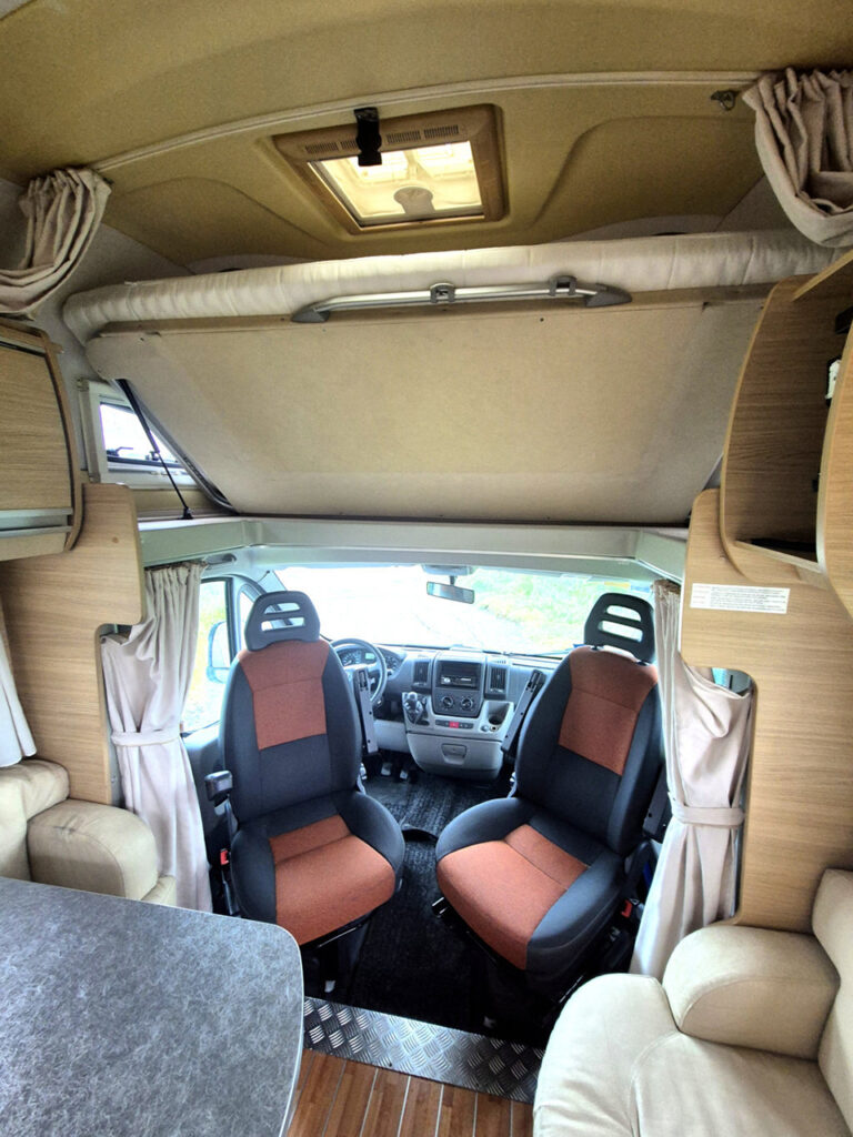 Camper-Usato-Meglioli-Modena-Mansardato-Roller Team-Pegaso Living-Fiat-Ducato (48)