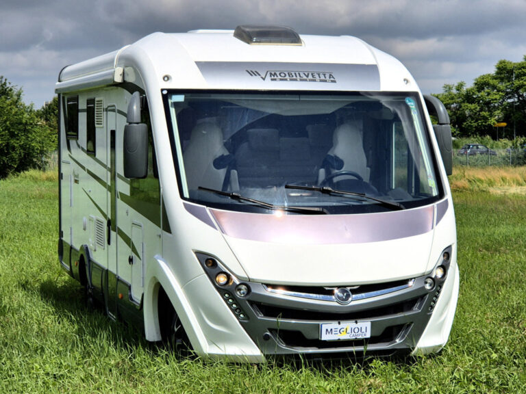 Camper-Usato-Meglioli-Modena-Mobilvetta-Motorhome-Integrale-Occasione (1)