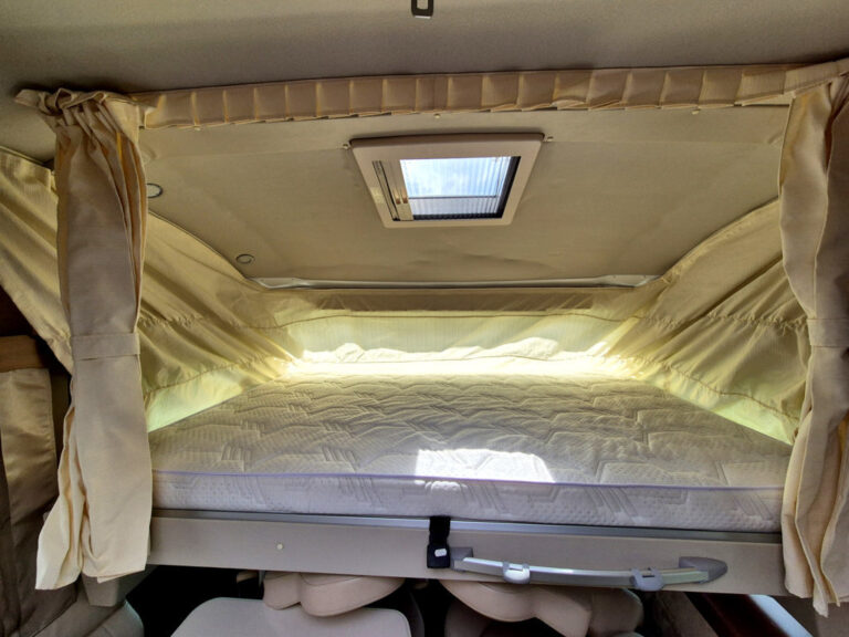 Camper-Usato-Meglioli-Modena-Mobilvetta-Motorhome-Integrale-Occasione (20)