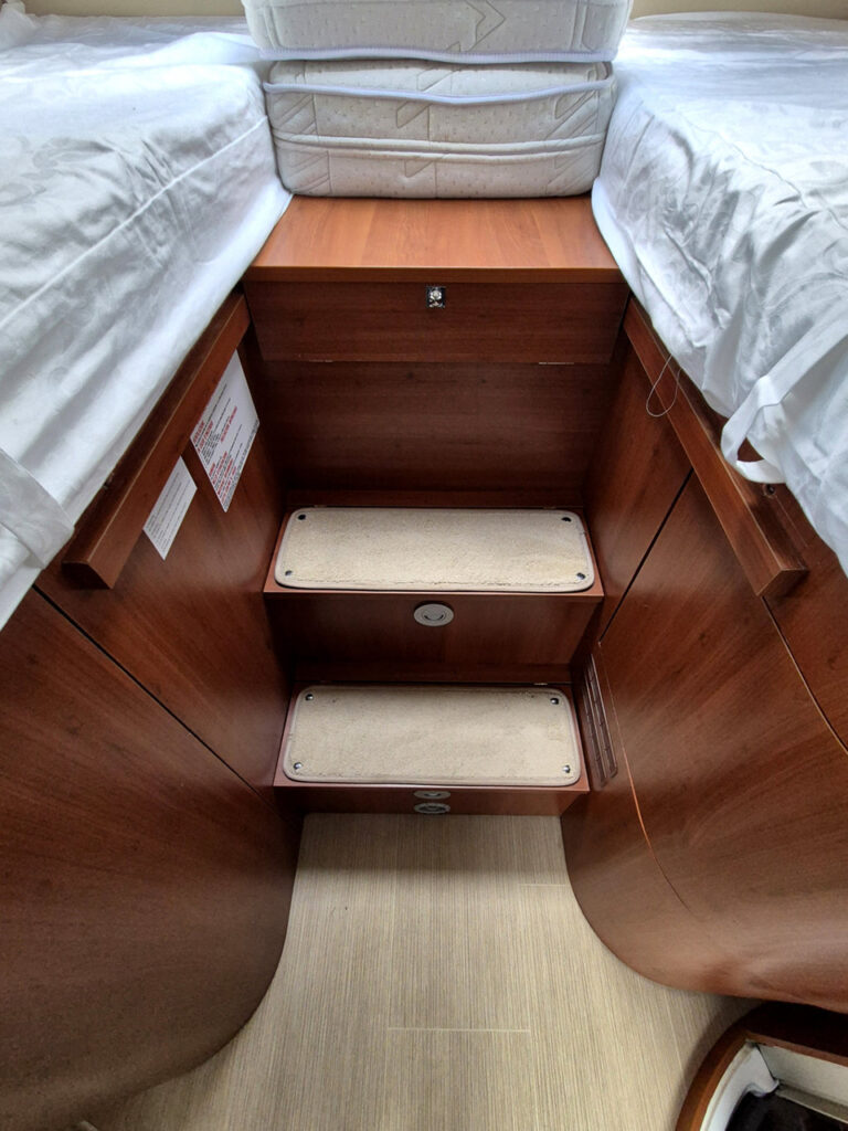 Camper-Usato-Meglioli-Modena-Mobilvetta-Motorhome-Integrale-Occasione (46)