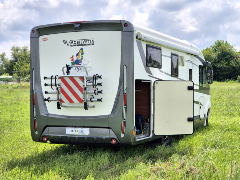 Camper-Usato-Meglioli-Modena-Mobilvetta-Motorhome-Integrale-Occasione (5)