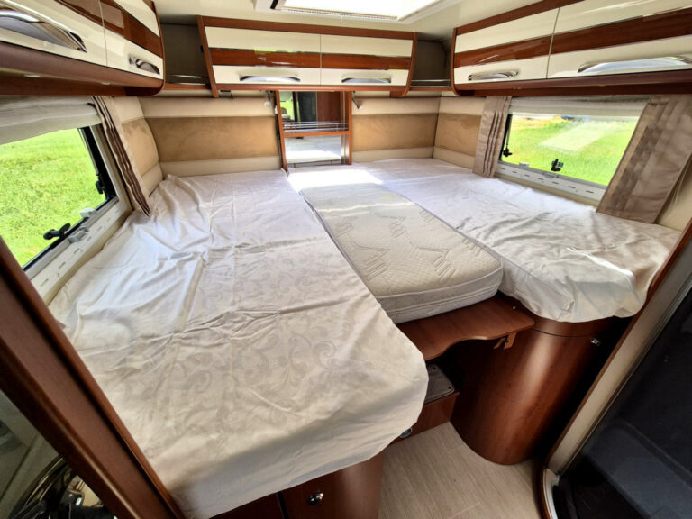 Camper-Usato-Meglioli-Modena-Mobilvetta-Motorhome-Integrale-Occasione (53)