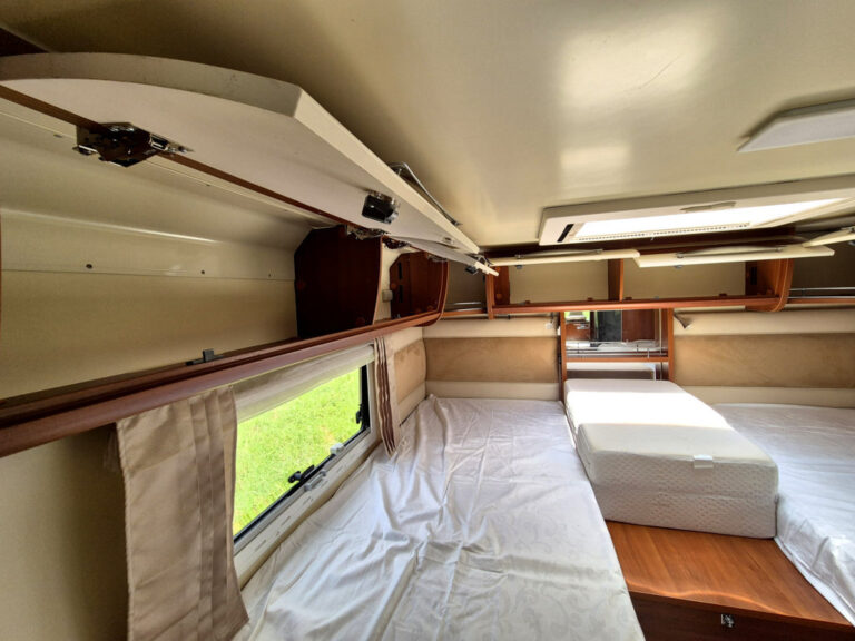 Camper-Usato-Meglioli-Modena-Mobilvetta-Motorhome-Integrale-Occasione (56)