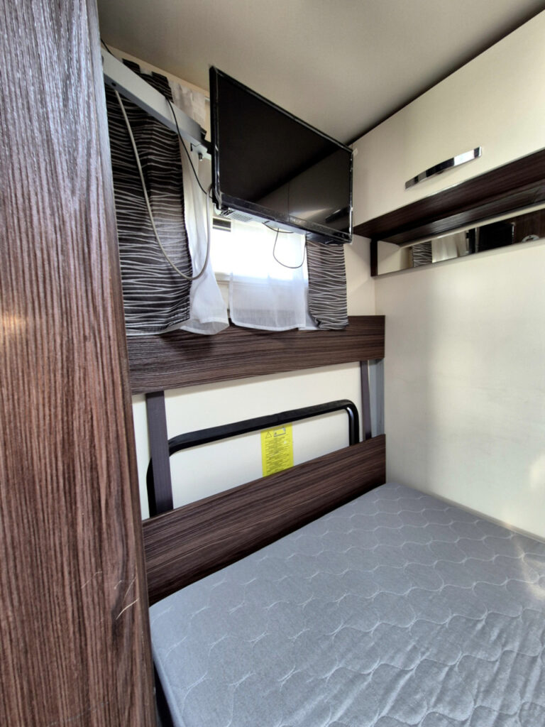 Camper-Usato-Meglioli-Modena-Benimar-Tessoro-T440UP-Semintegrale (106)