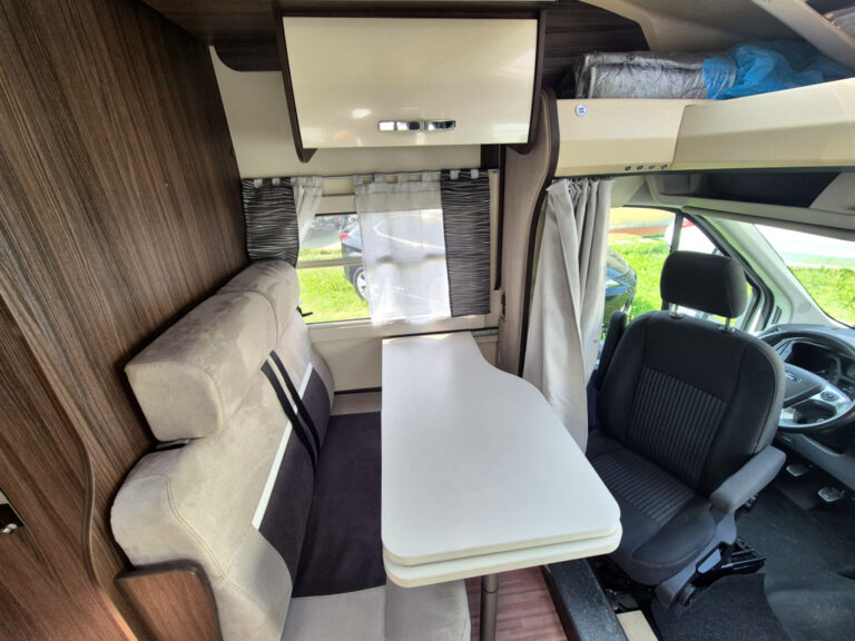 Camper-Usato-Meglioli-Modena-Benimar-Tessoro-T440UP-Semintegrale (23)