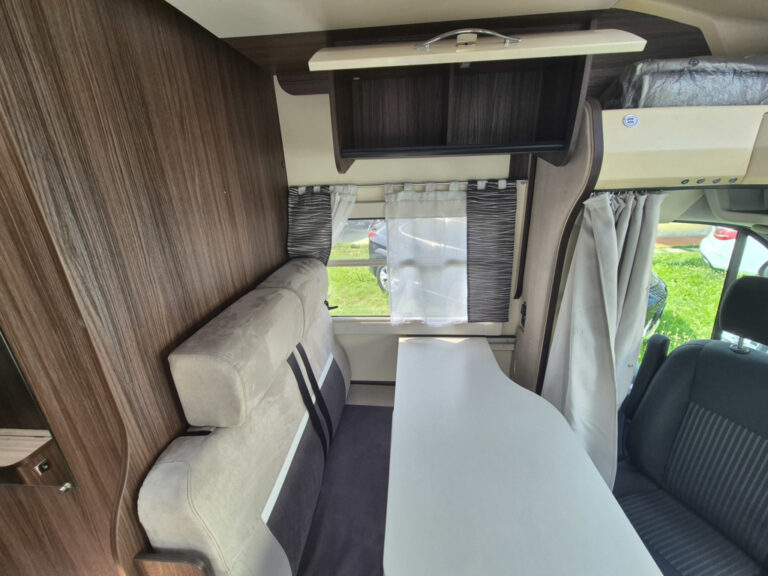 Camper-Usato-Meglioli-Modena-Benimar-Tessoro-T440UP-Semintegrale (24)