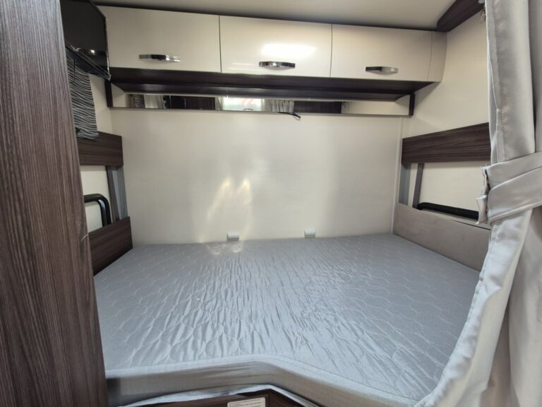 Camper-Usato-Meglioli-Modena-Benimar-Tessoro-T440UP-Semintegrale (98)