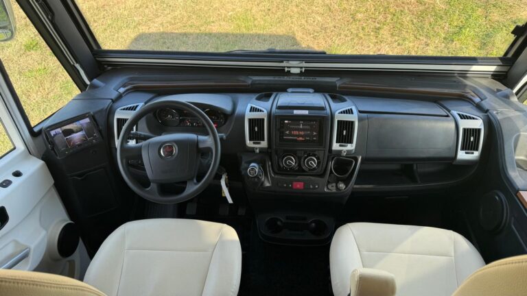 Autostar Privilege 11