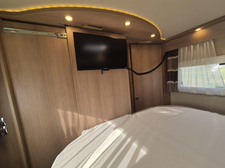 Carthago_C_Tourer_I750_18