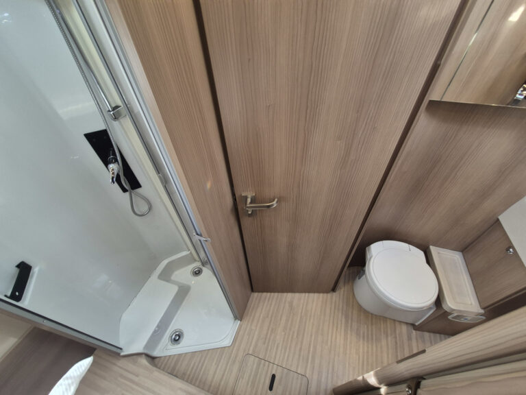 Carthago_C_Tourer_I750_19