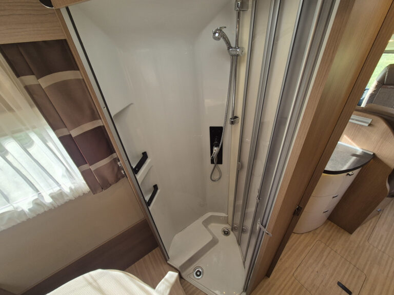 Carthago_C_Tourer_I750_21