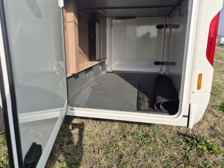 Carthago_C_Tourer_I750_6