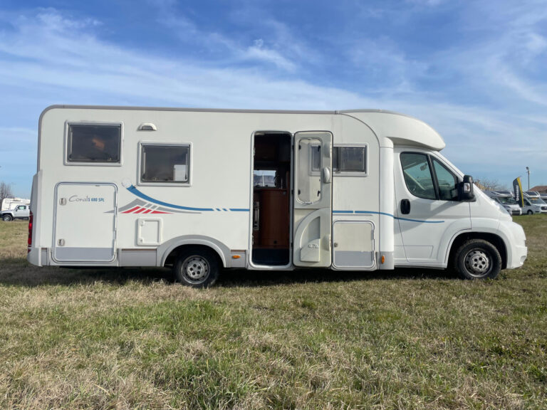 Adria_680SPL_Fiat_camper_semintegrale_garage_6