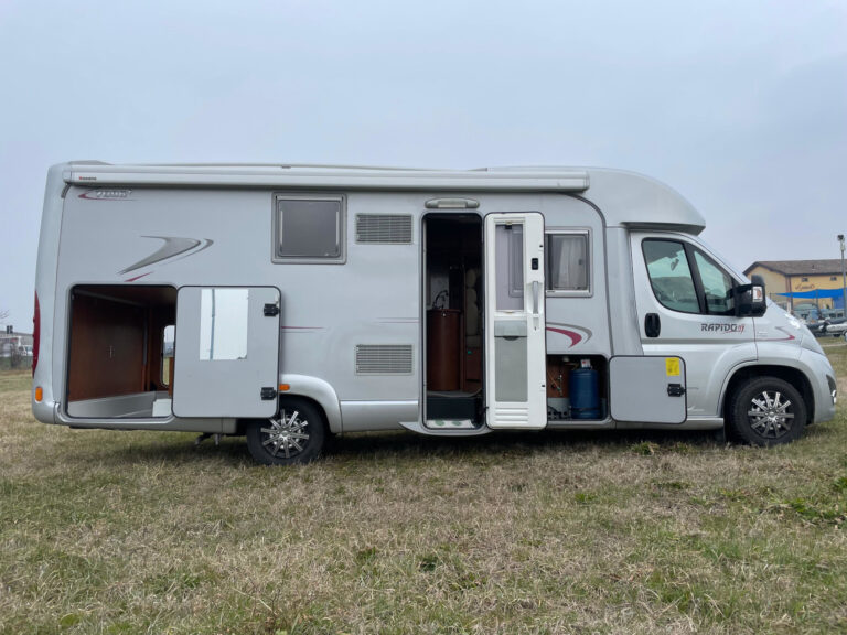 Rapido_7096 Fiat camper semintegrale garage_10
