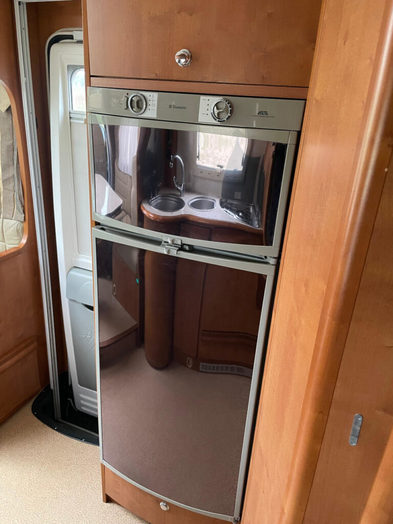 Rapido_7096 Fiat camper semintegrale garage_17