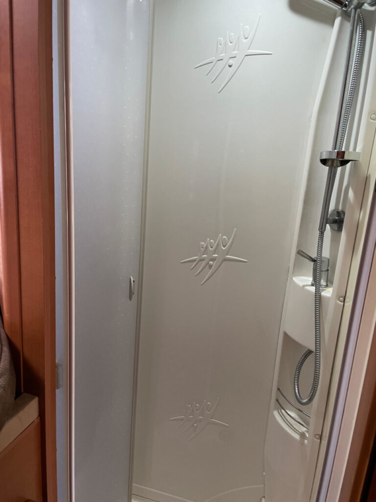 Rapido_7096 Fiat camper semintegrale garage_21