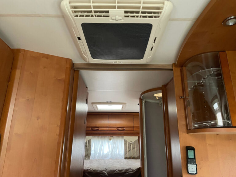 Rapido_7096 Fiat camper semintegrale garage_23